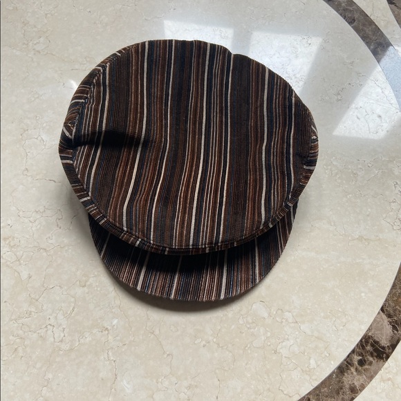 A pair of flat caps Nine West one with tags and Charter Club one NWOT - Picture 2 of 4